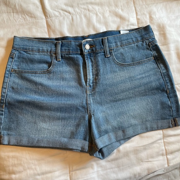 Old navy jean shorts - Picture 1 of 5